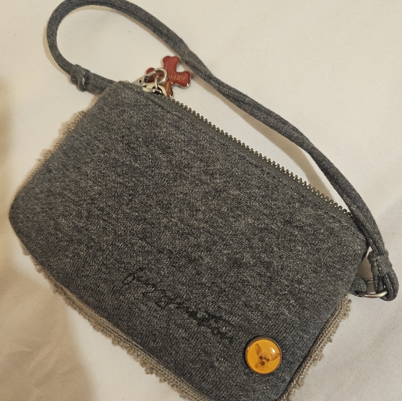FUZZYNATION CHIHUAHUA DOG WRISTLET CLUTCH - Picture 3 of 4